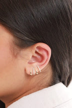 #Ear00049