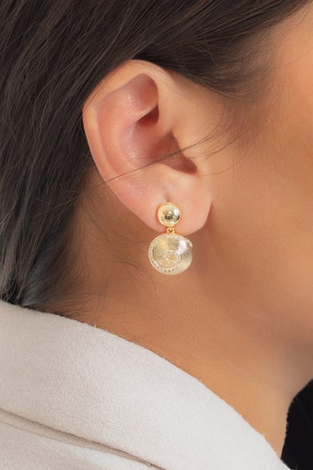 #Ear00052 Hover Image