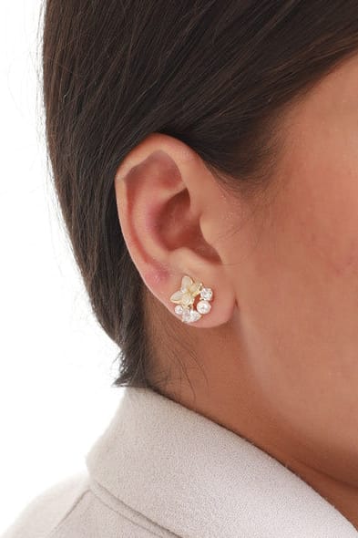 #Ear00053