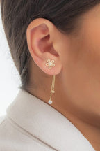 #Ear00054