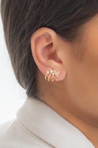 #Ear00055