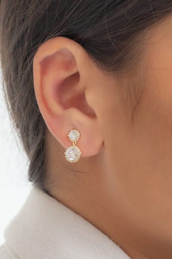 #Ear00059