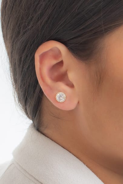 #Ear00060
