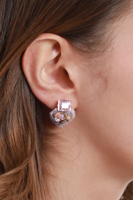 #Ear00064 Main Image