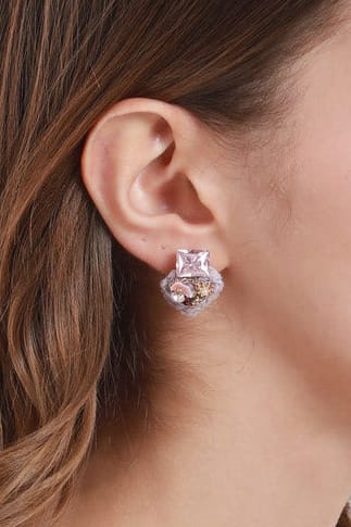 #Ear00064