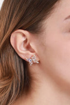 #Ear00066
