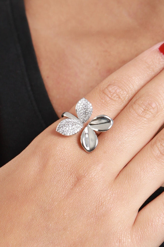 #Ring00054 Hover Image