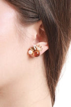 #Ear00071