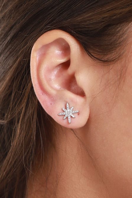 #Ear00075