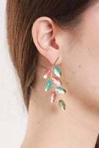 #Ear00077