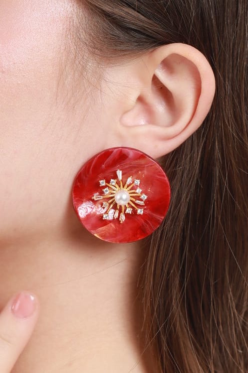 #Ear00081