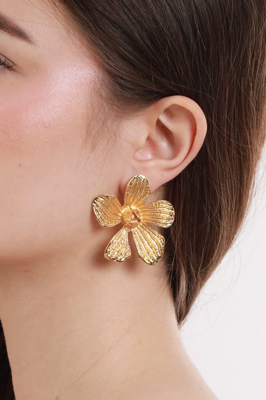#Ear00084