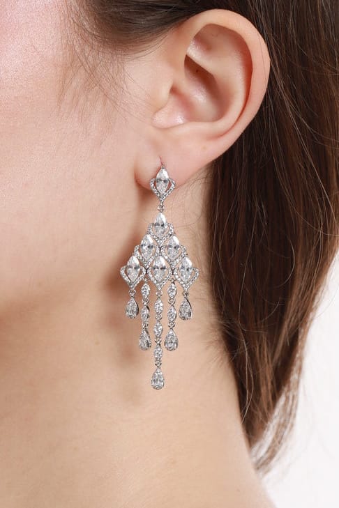 #Ear00089