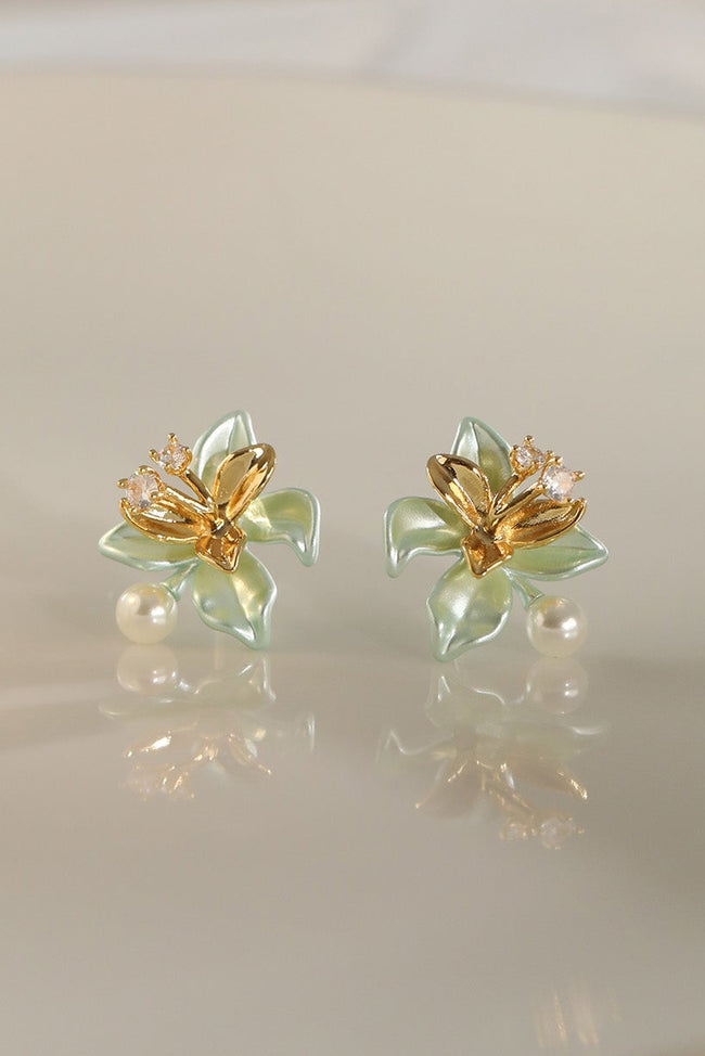 #Ear00103 Main Image