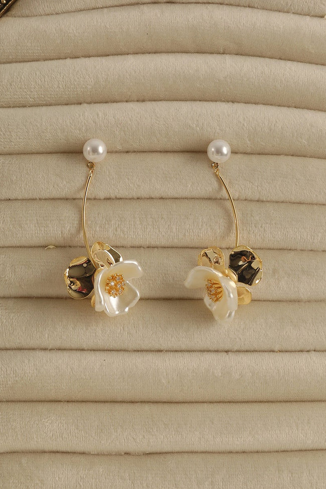 #Ear00129 Main Image