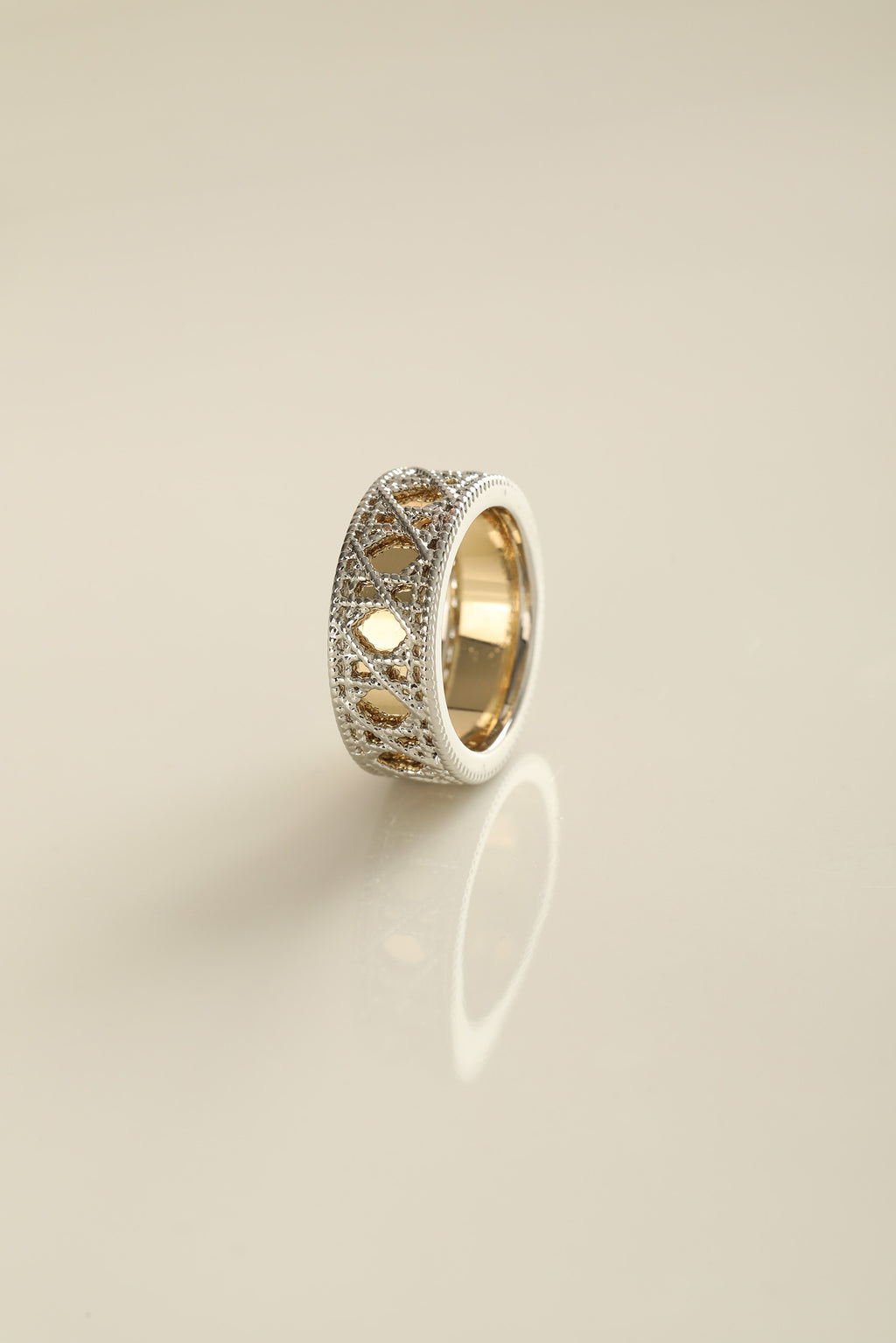 #Ring00080