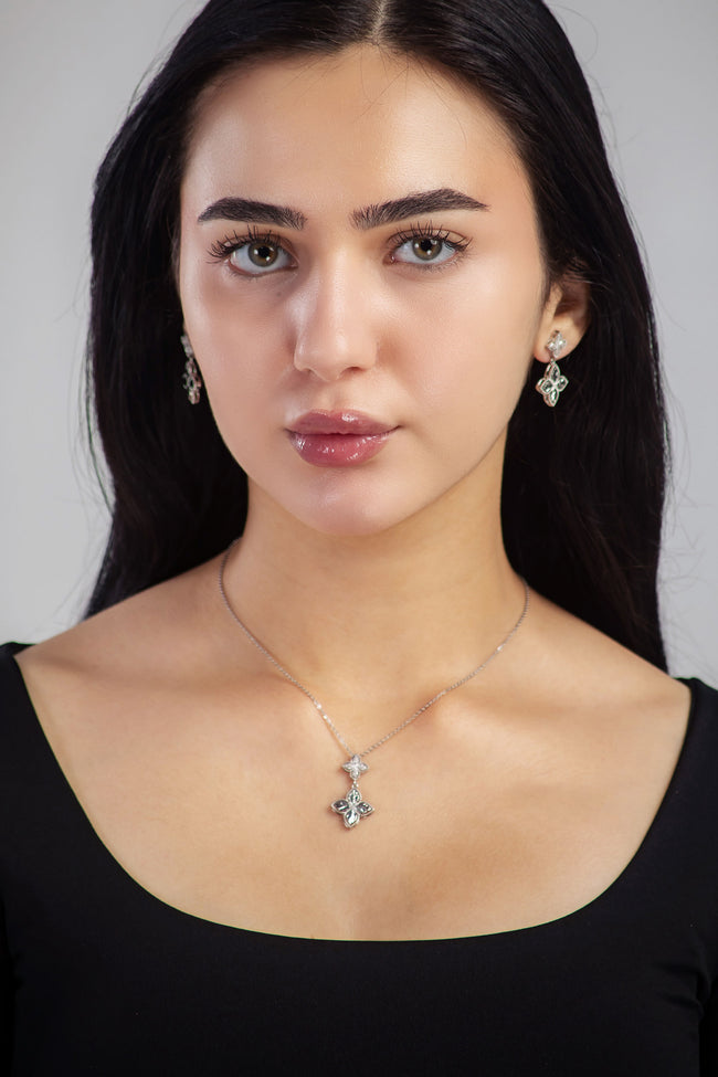 #SET00002 Hover Image