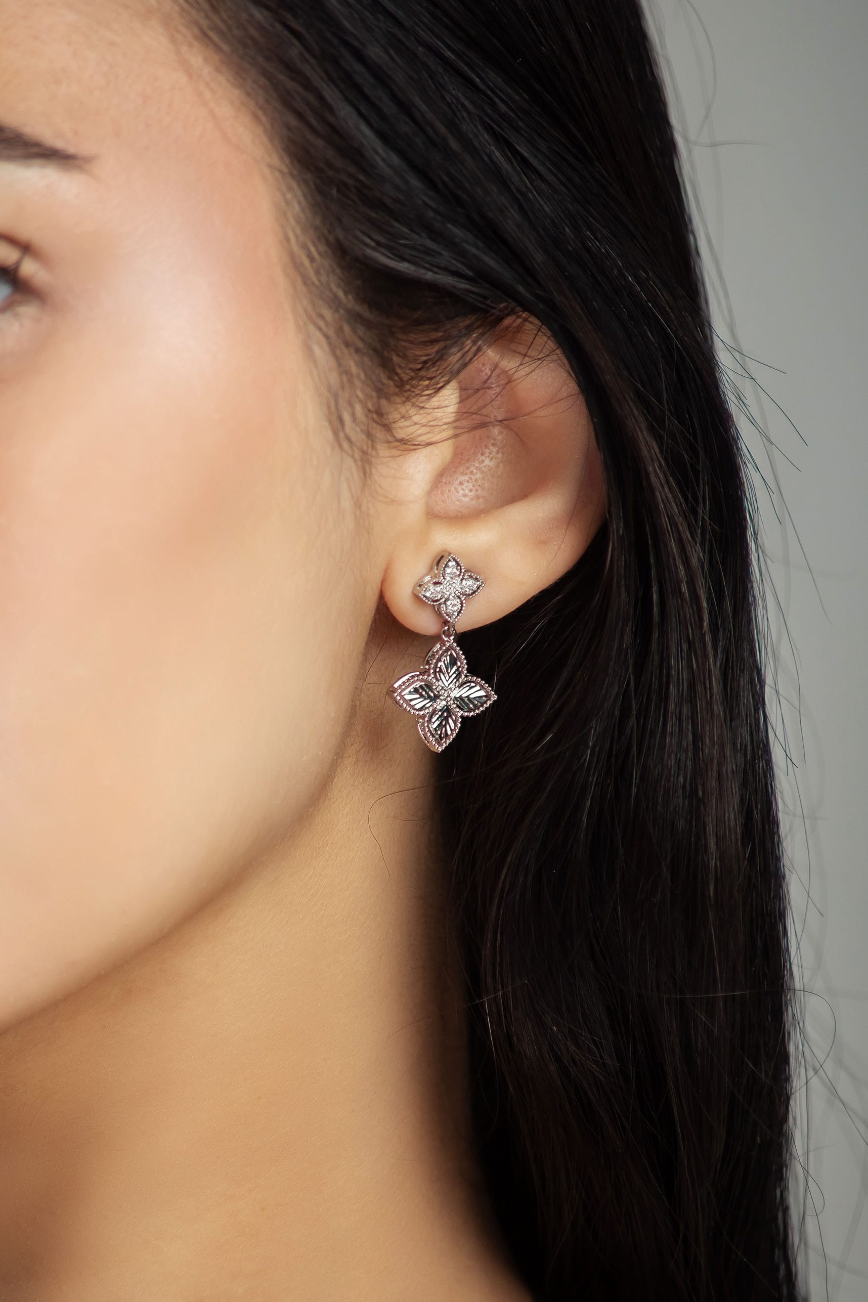 #EAR00001