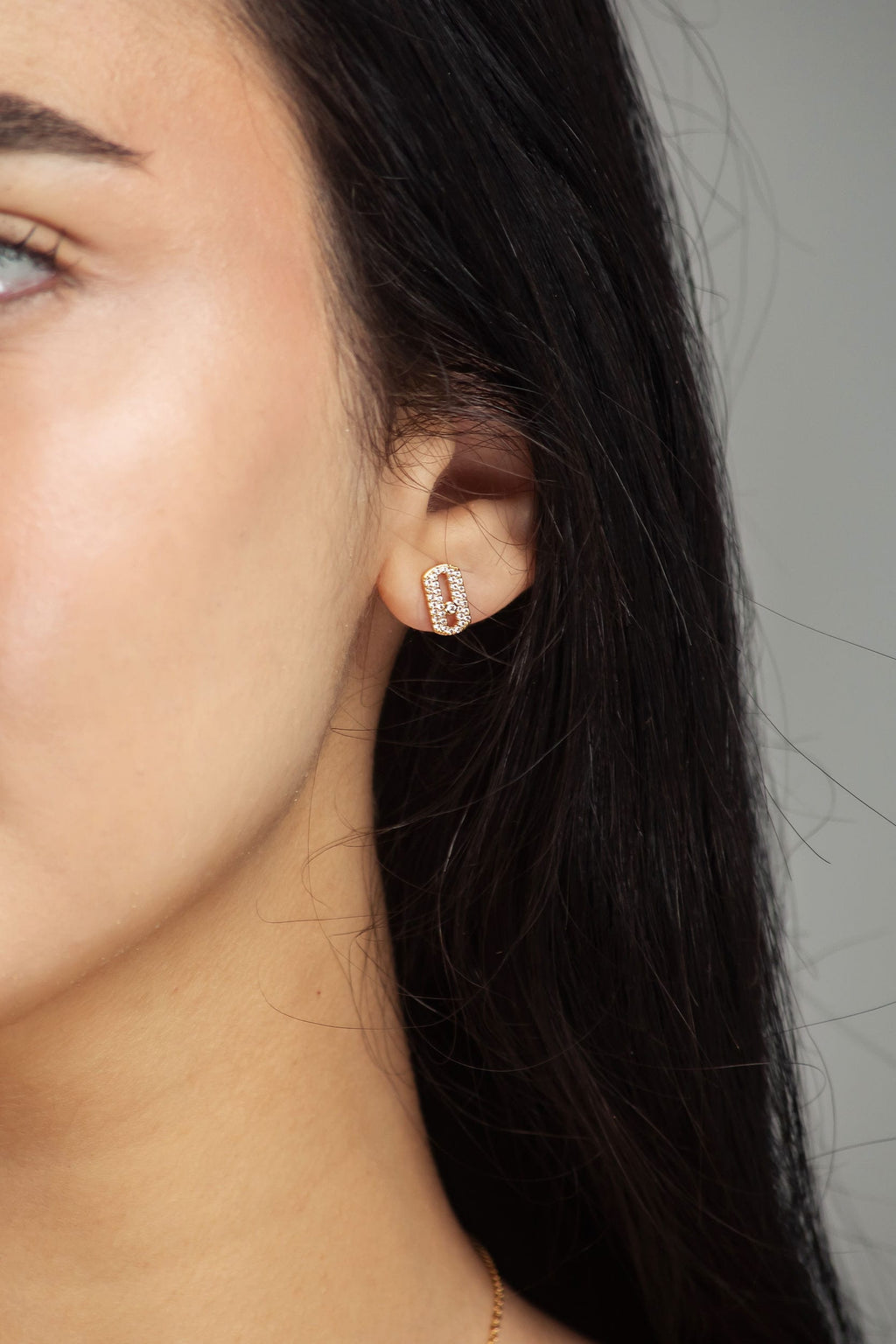 #EAR00004