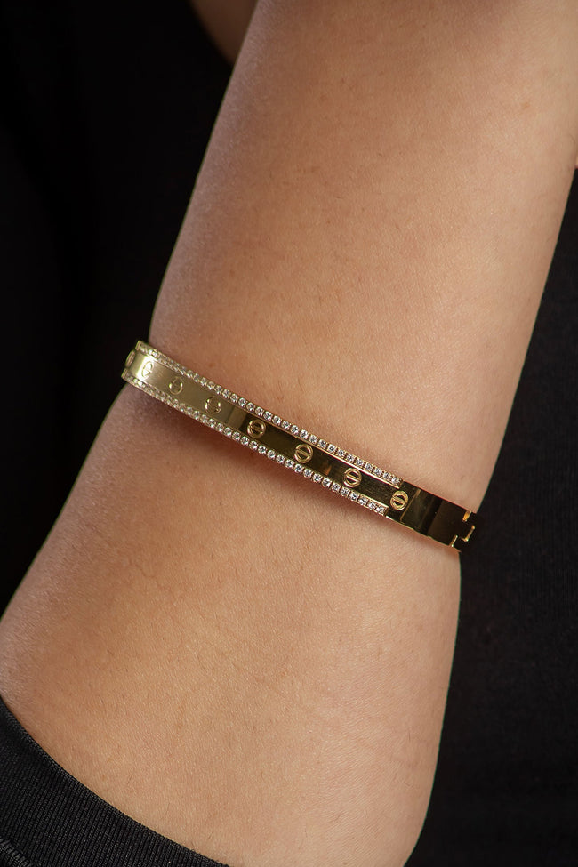 #BAN00004 Hover Image