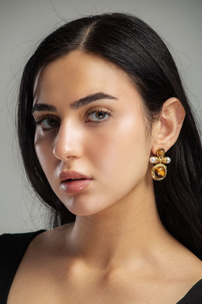 #EAR00011 Hover Image