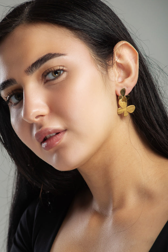 #EAR00014 Hover Image