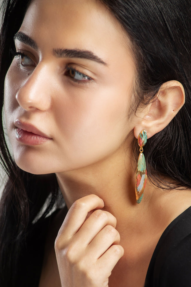 #EAR00017 Hover Image