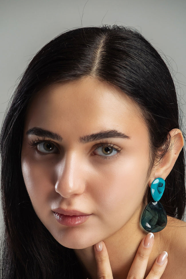 #EAR00032 Hover Image