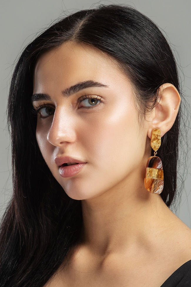 #EAR00033 Hover Image