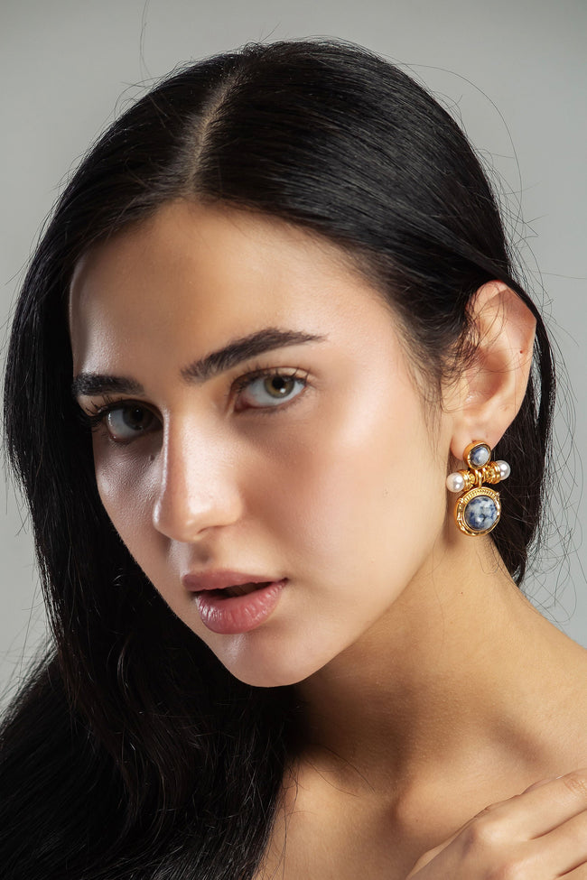 #EAR00040 Hover Image