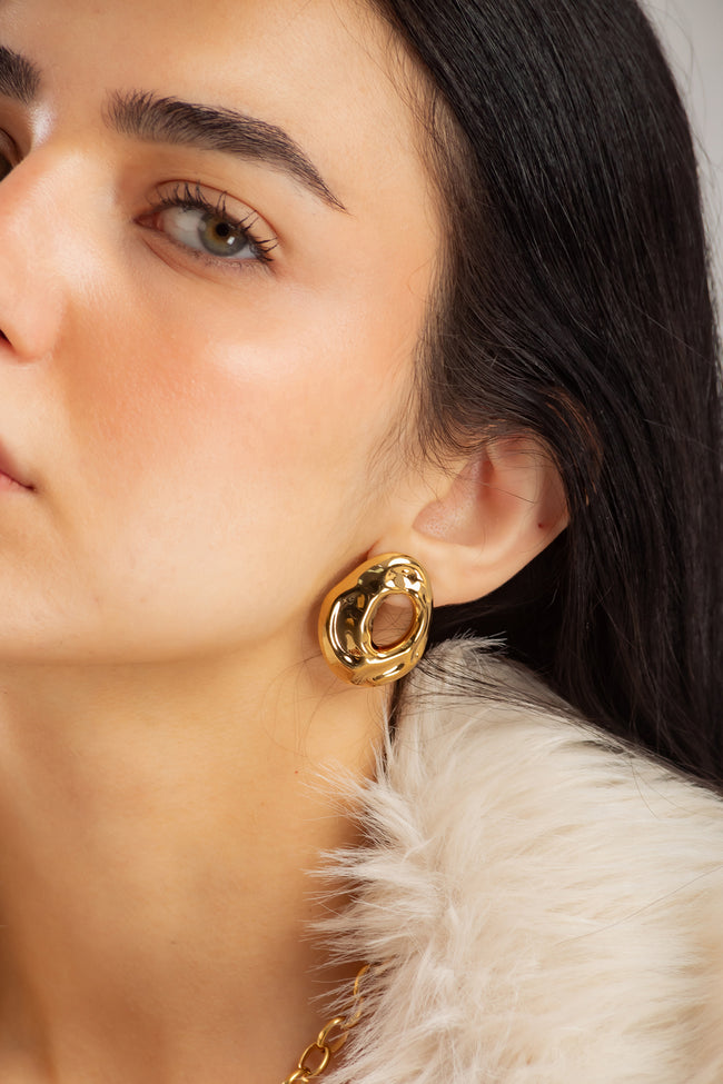 #Ear00043 Hover Image