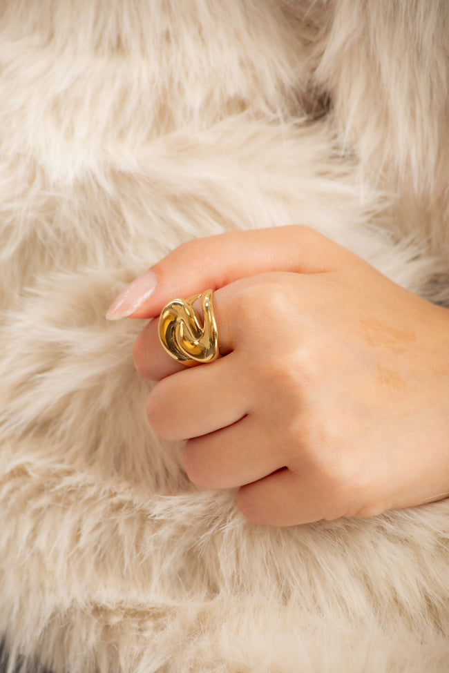 #Ring00010 Hover Image