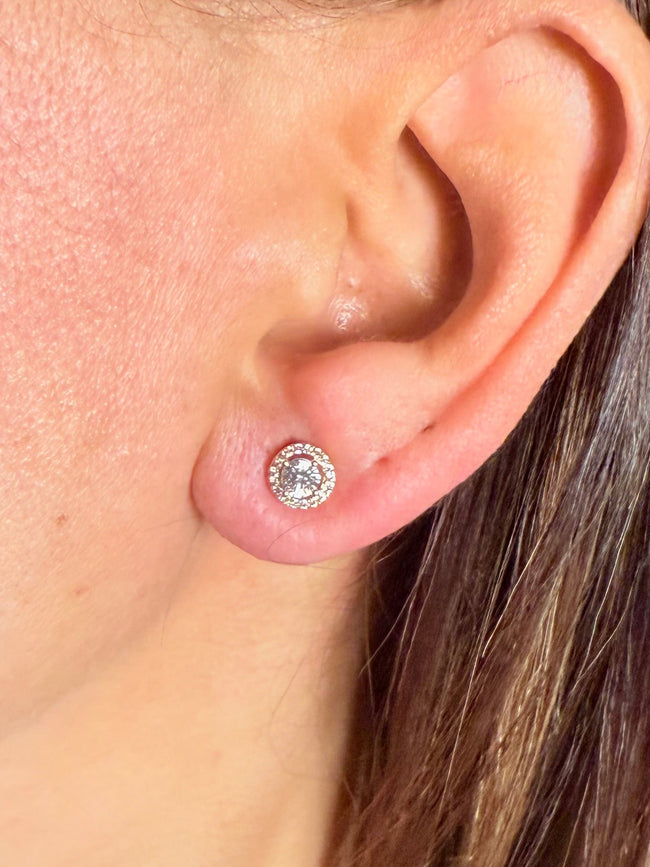 #Ear00143 Main Image