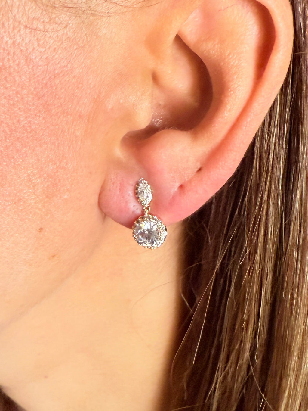 #Ear00150